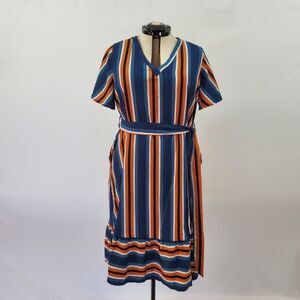 Bloomchic Short Sleeve Dress Women's 1X Stripped Multi V-Neck Midi Belt NWT